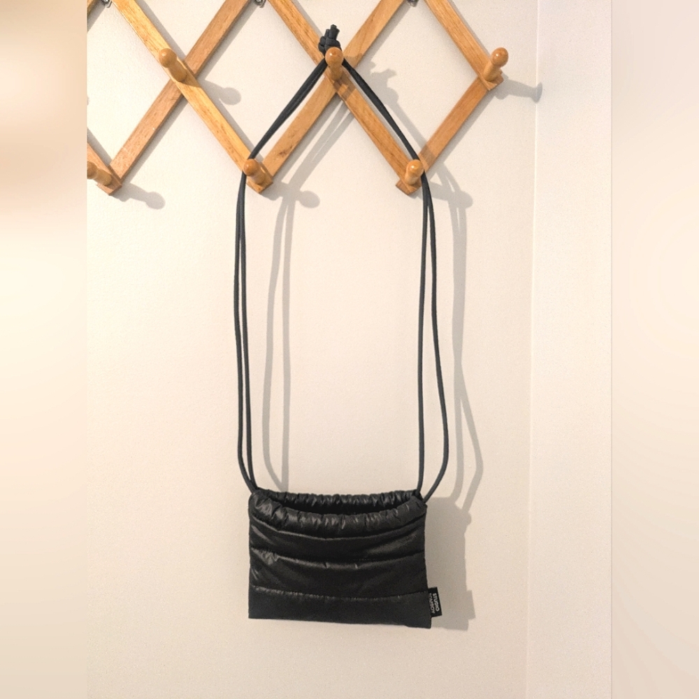 Studio Tomboy Black Quilted Crossbody Bag